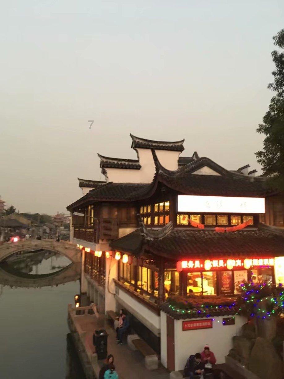突击英雄